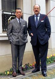 �摜(180x256)�E�g��摜(311x443)